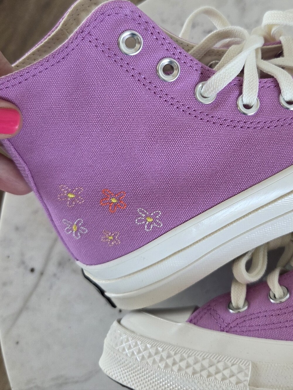 Converse Allstar Chuck Taylor 70 Hi Top Sneakers Grape Fizz Little Flowers NWT - Picture 14 of 16